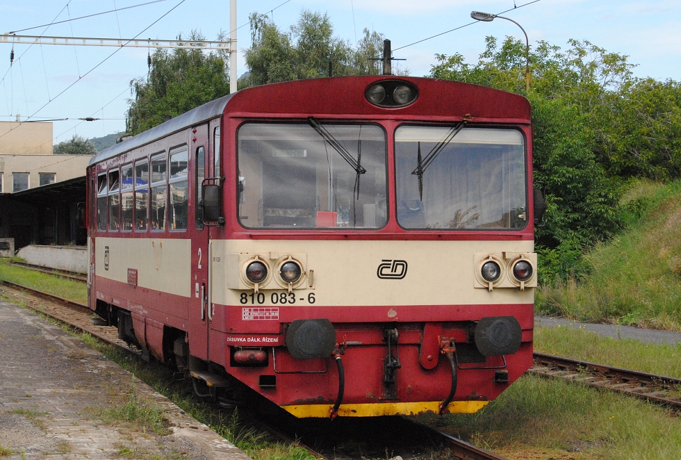 810 083-6