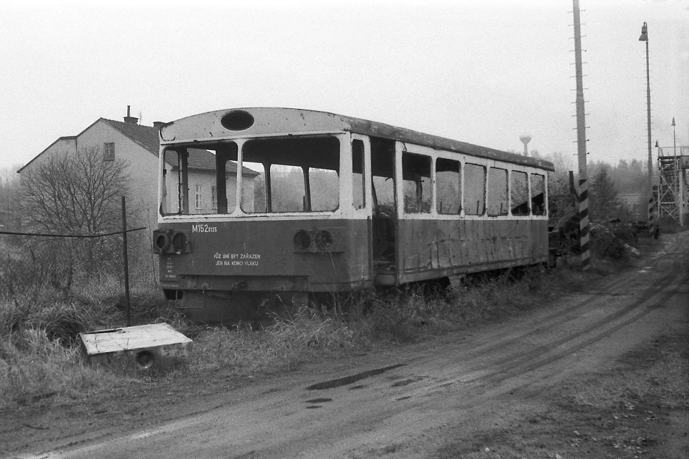 M152.0125