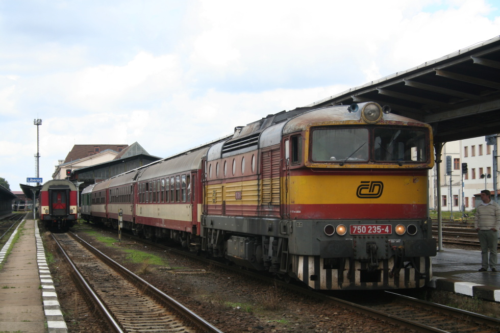 750 235-4