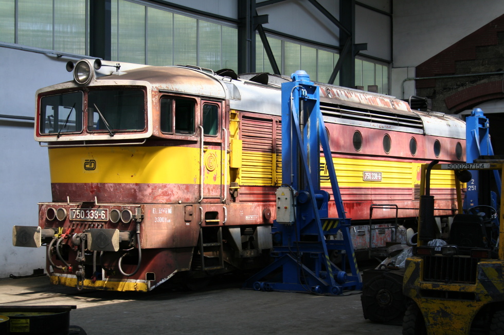 750 338-6