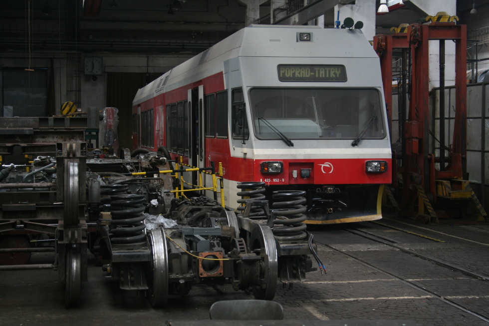 425 952-9