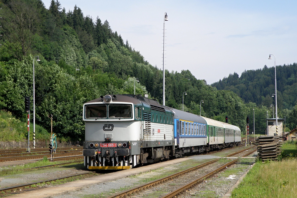 754 065-1