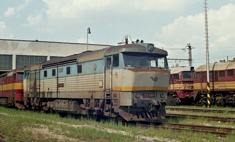 752 040-6