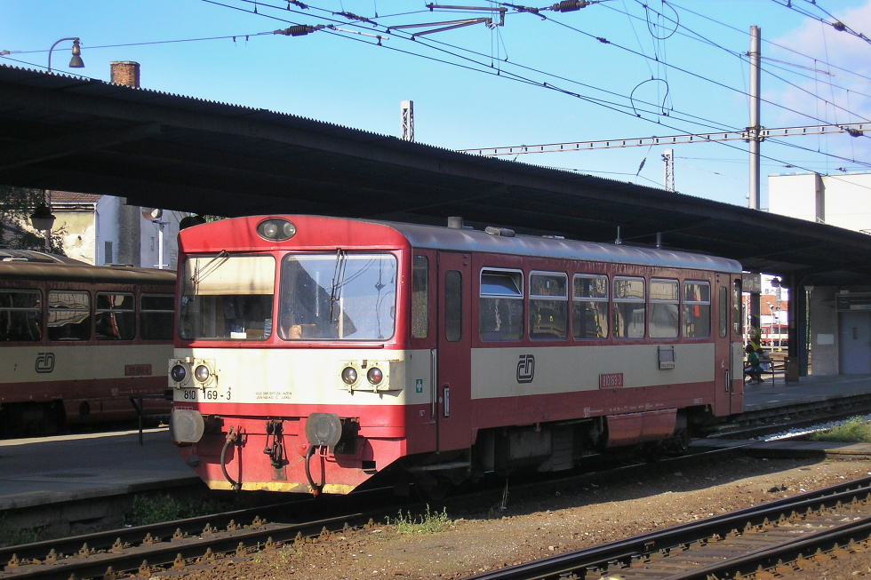 810 169-3