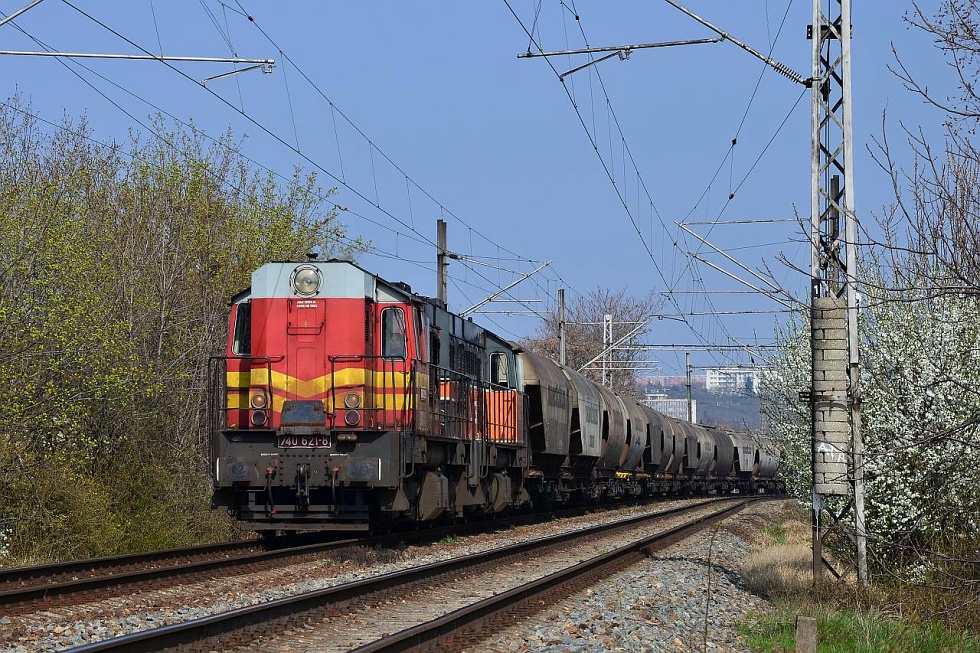 740 621-8
