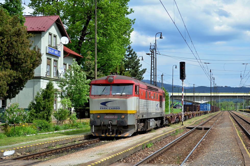 751 037-3