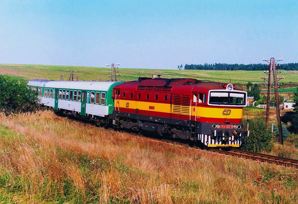 754 062-8