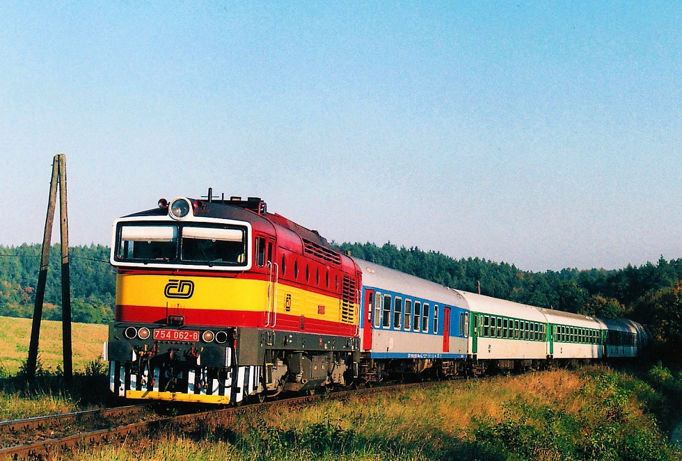 754 062-8