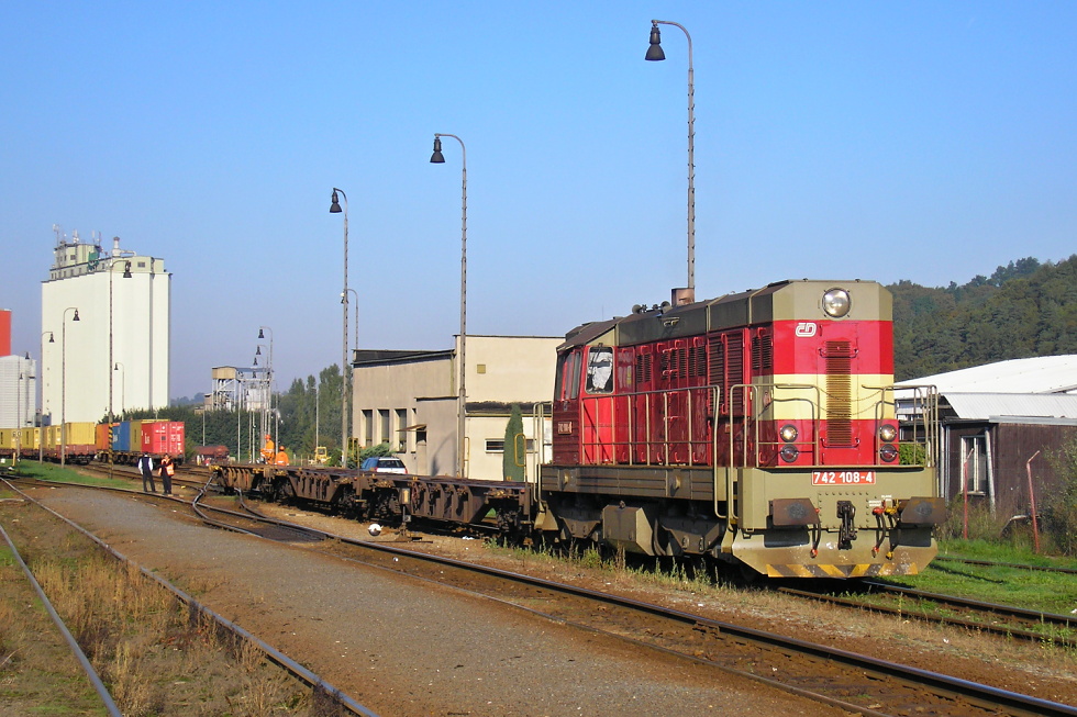 742 108-4