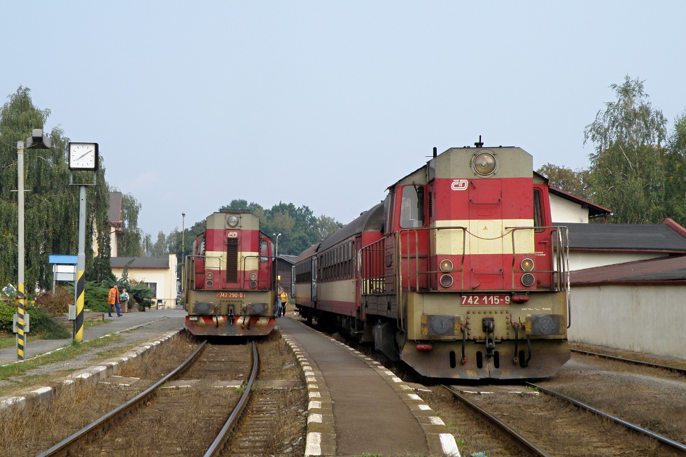 742 115-9