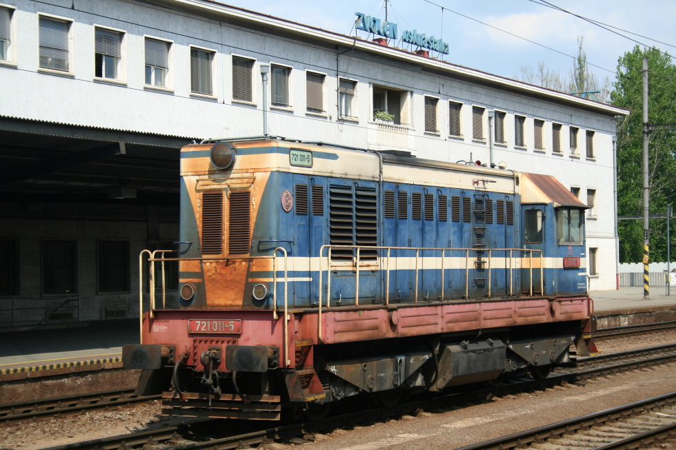 721 011-5