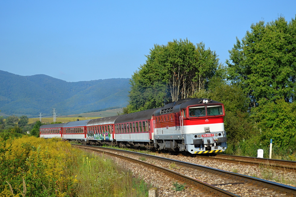 754 005-7