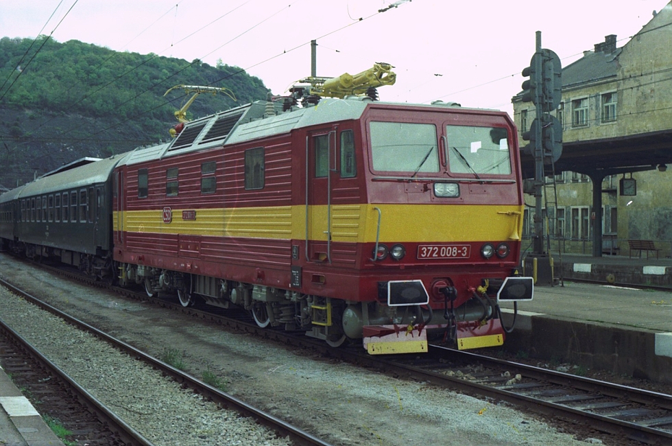 372 008-3