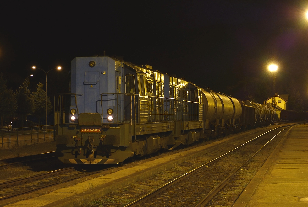 742 430-2