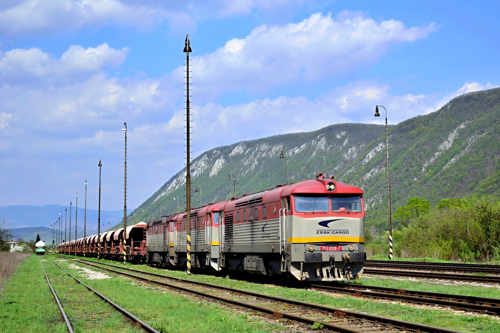 751 059-7