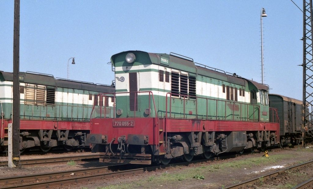 770 055-2