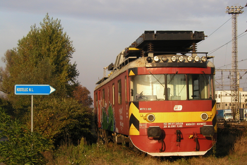 893 005-9