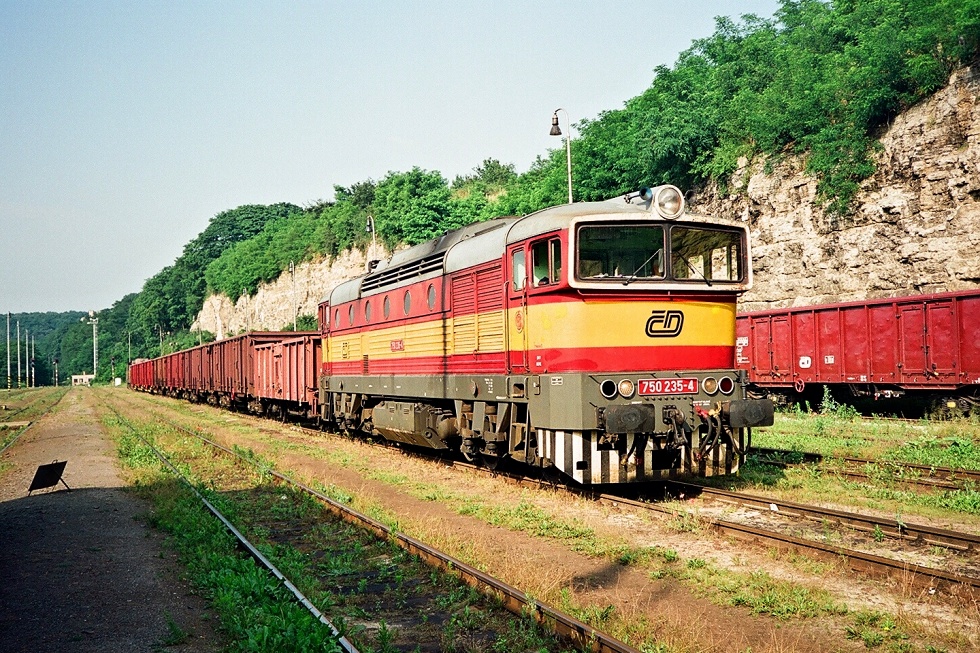 750 235-4