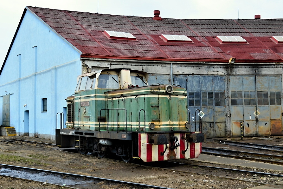 710 069-6