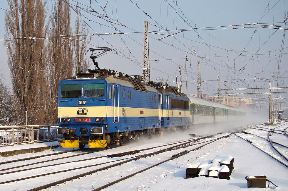 363 064-7