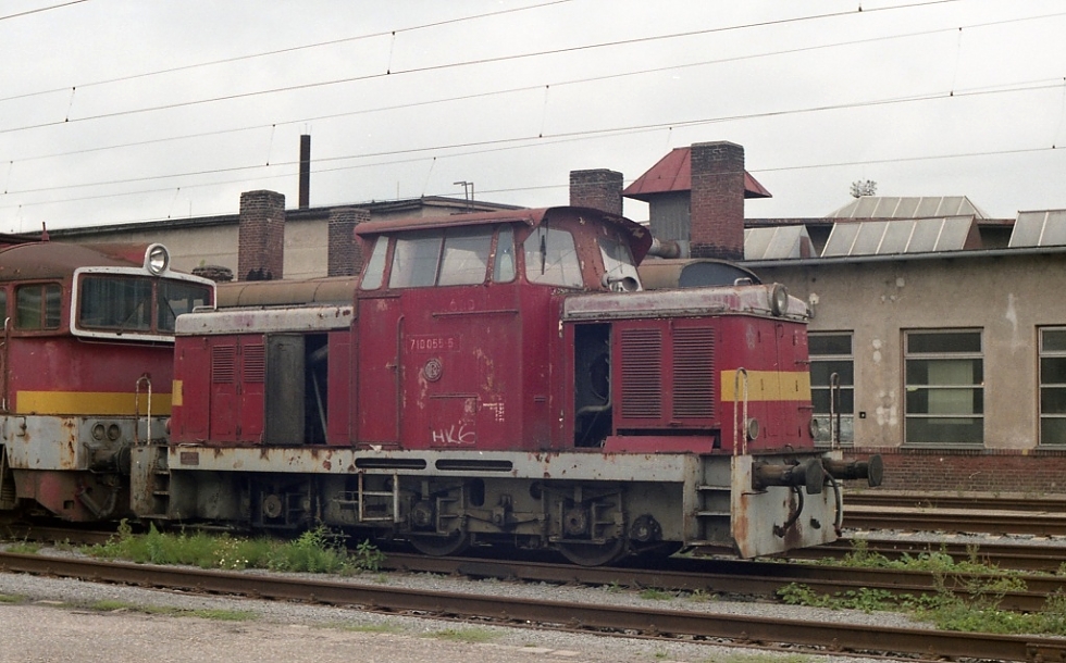 710 055-5