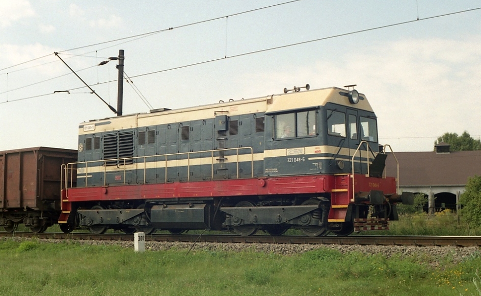721 049-5
