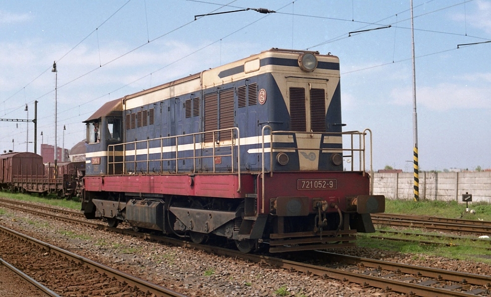 721 052-9
