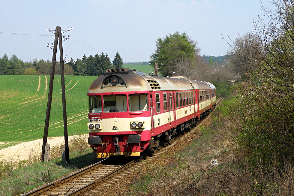 854 012-2