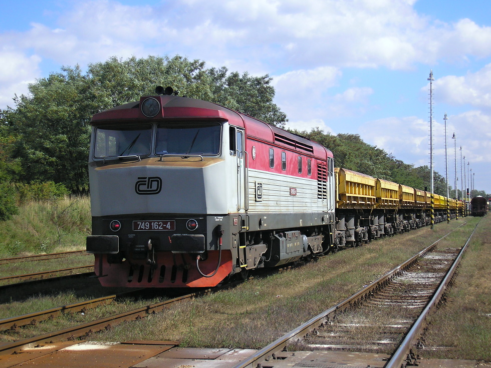749 162-4