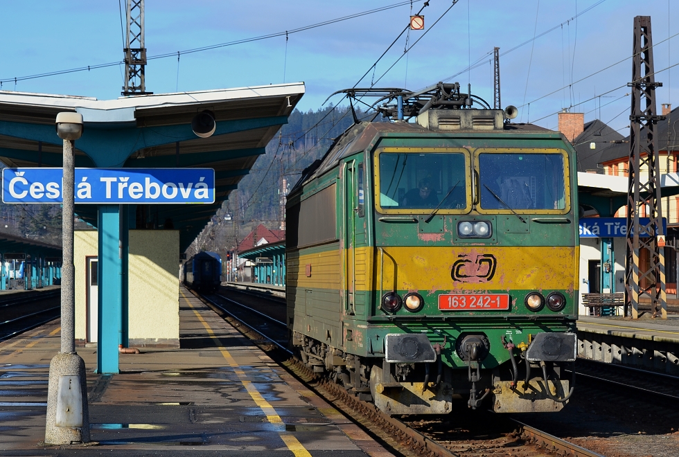 163 242-1