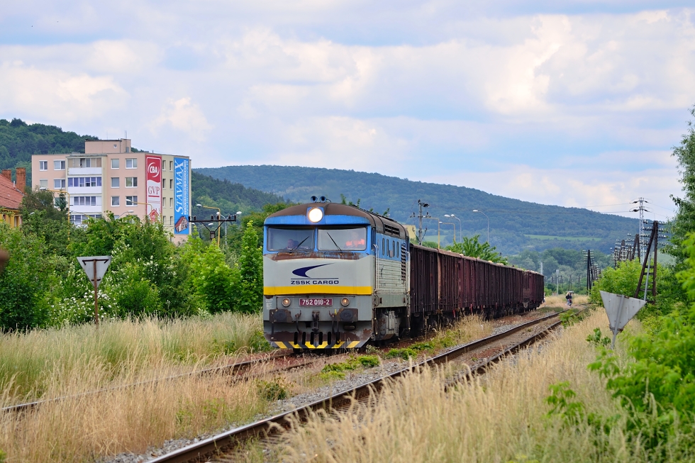752 018-2