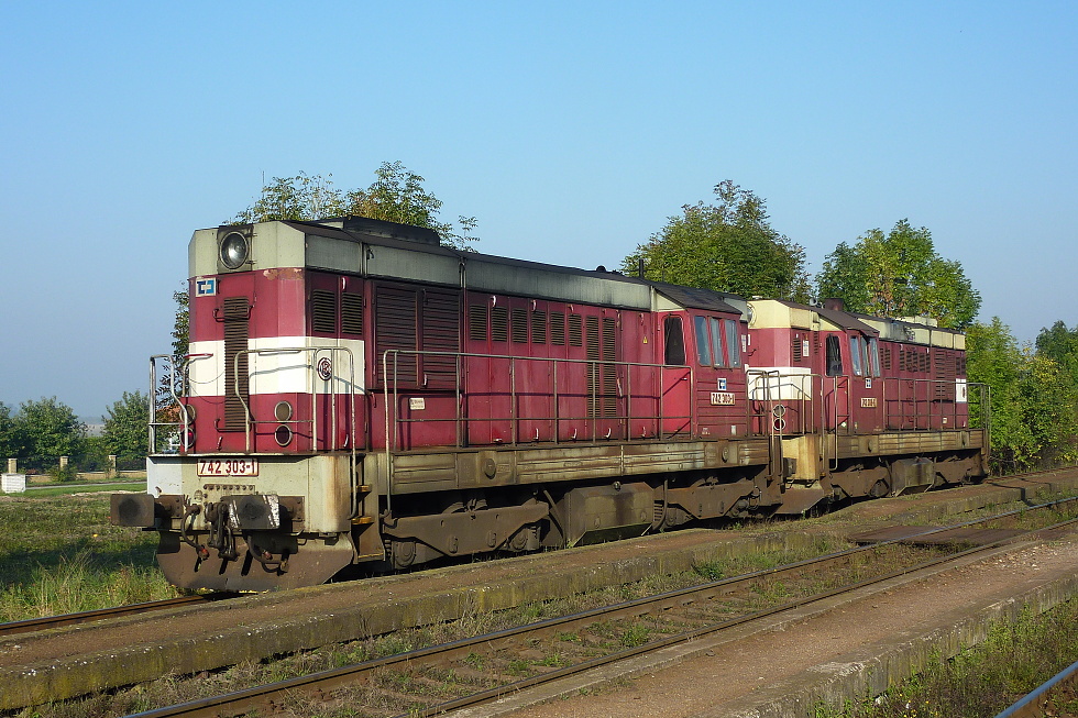 742 303-1