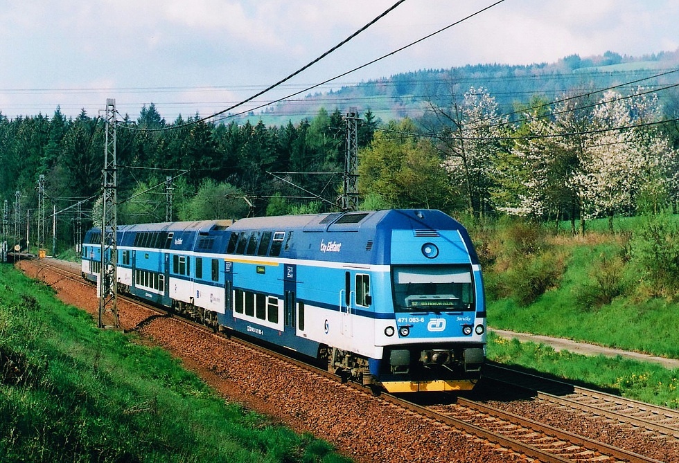 471 083-6