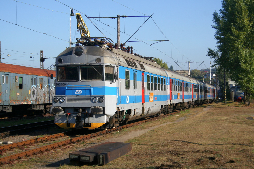 560 009-1