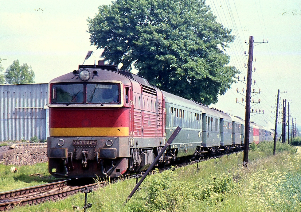 753 044-7