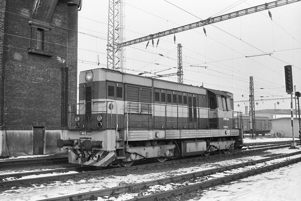 742 046-6