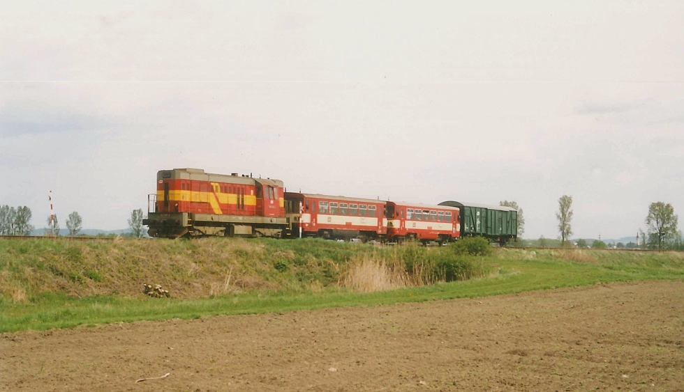 742 046-6