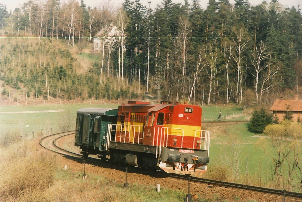742 046-6