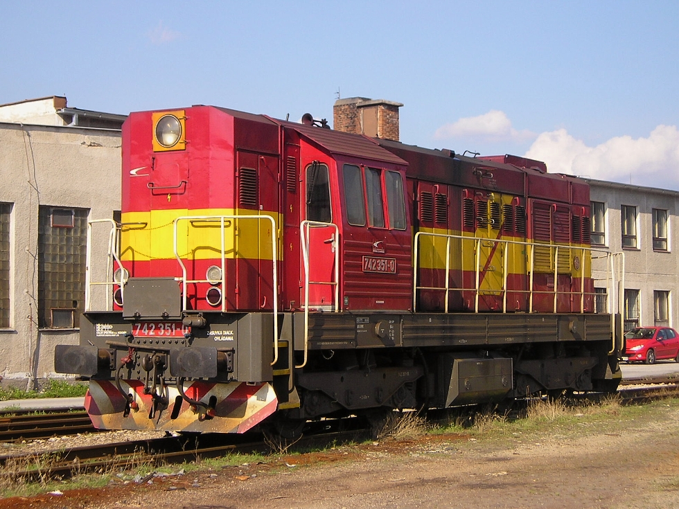 742 351-0