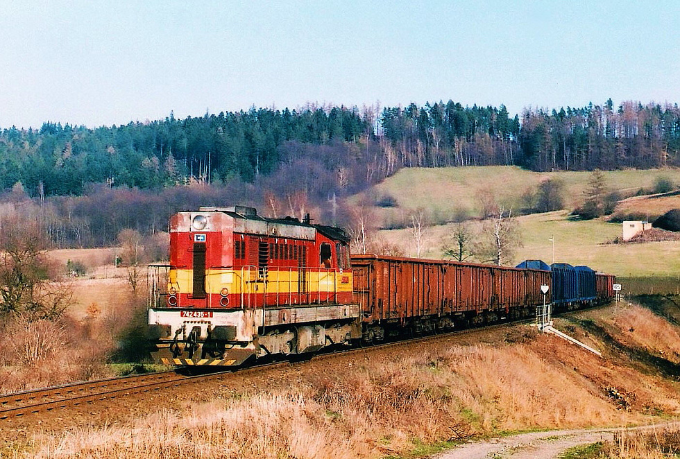 742 435-1
