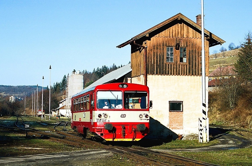 810 522-3