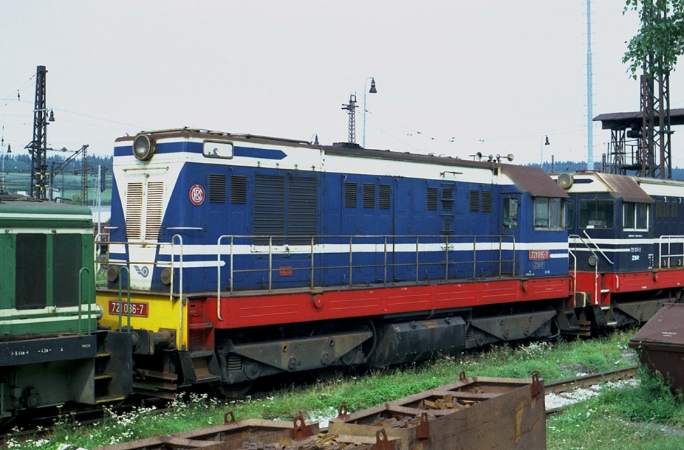 721 086-7