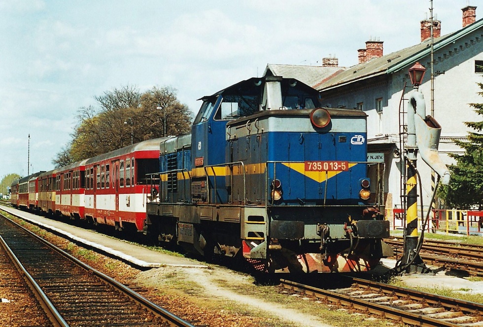 735 013-5