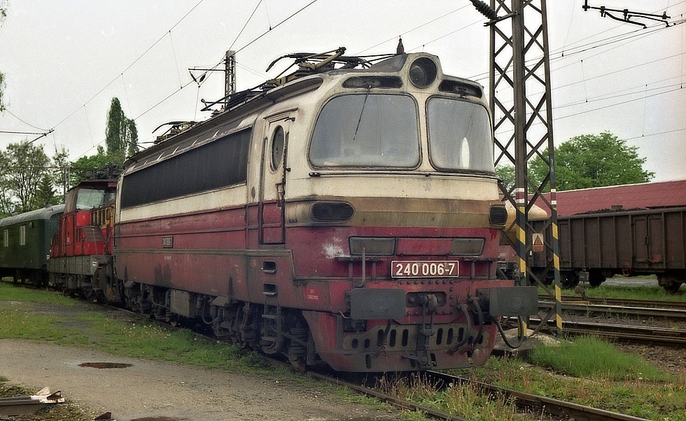 240 006-7