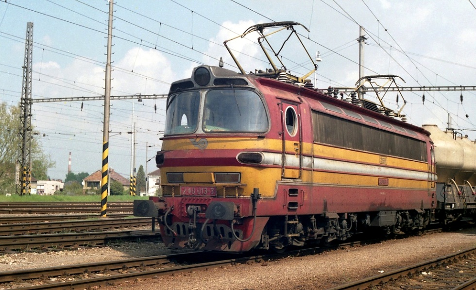 240 013-3
