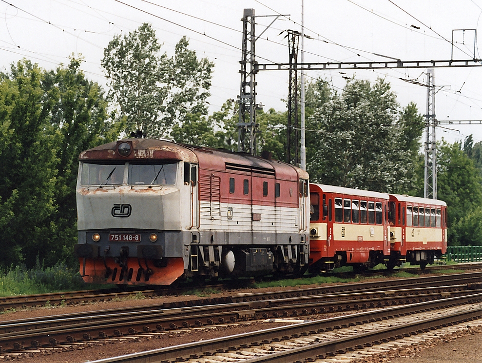 751 148-8