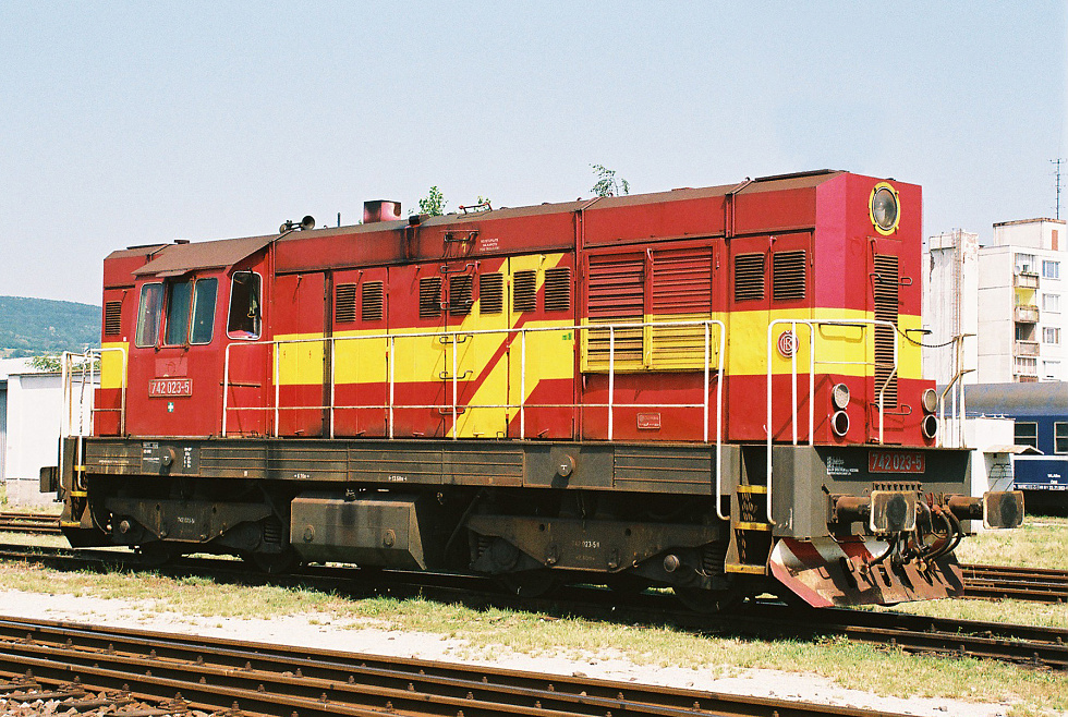 742 023-5