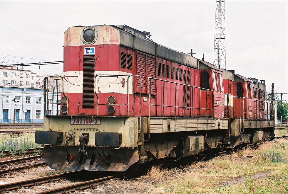 742 199-3