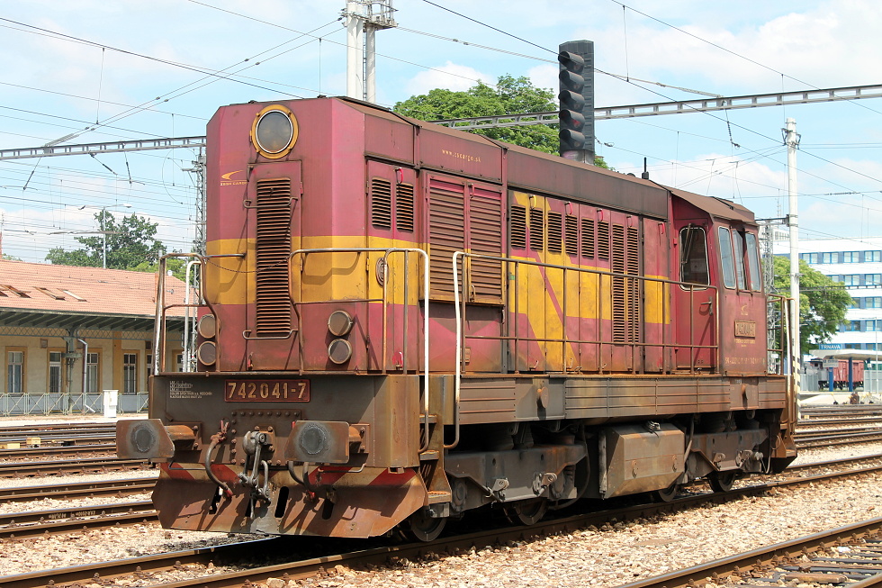 742 041-7