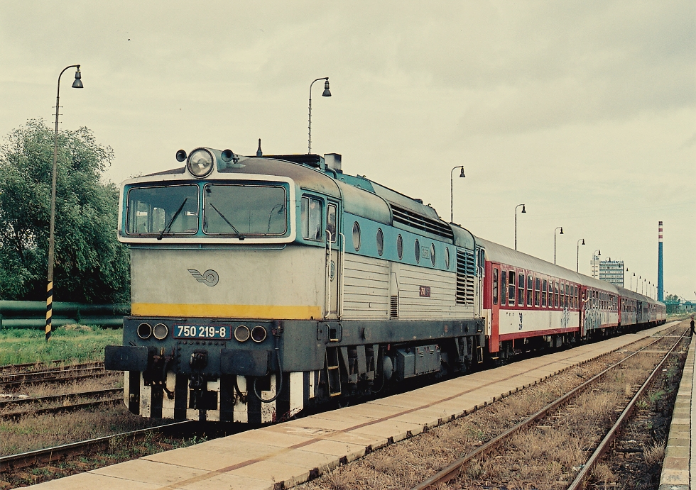 750 219-8